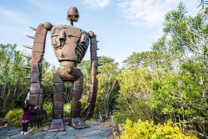 Robot Soldat de Laputa sur le toit-terrasse